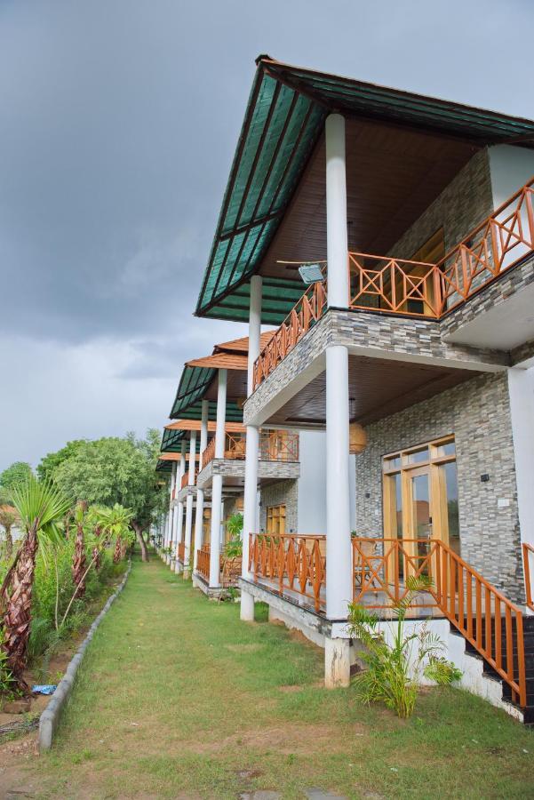 Wild Rose Resort & Spa Pushkar Buitenkant foto