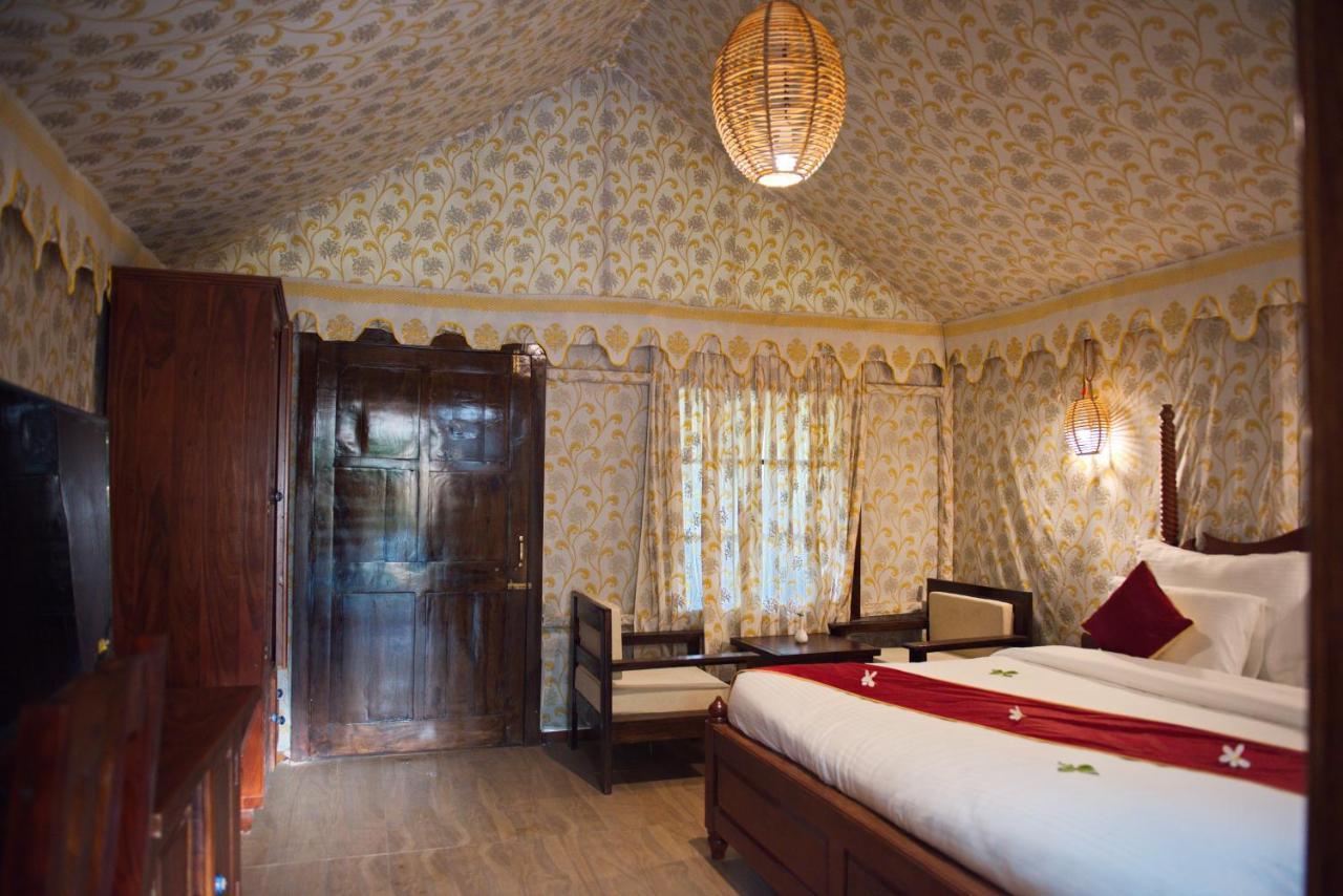Wild Rose Resort & Spa Pushkar Buitenkant foto